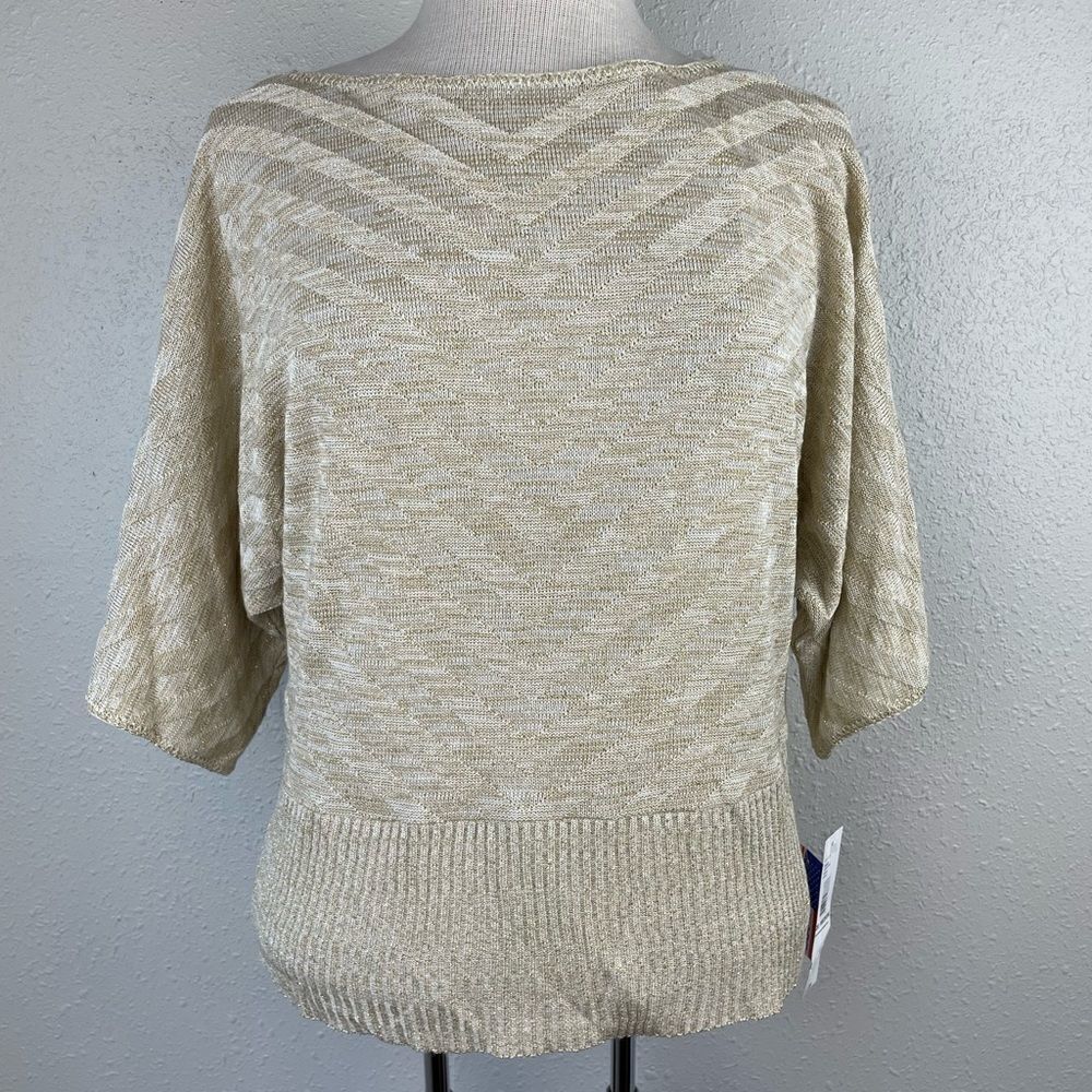 NWT Passports Three Quarter Sleeve Sweater Top Size M
